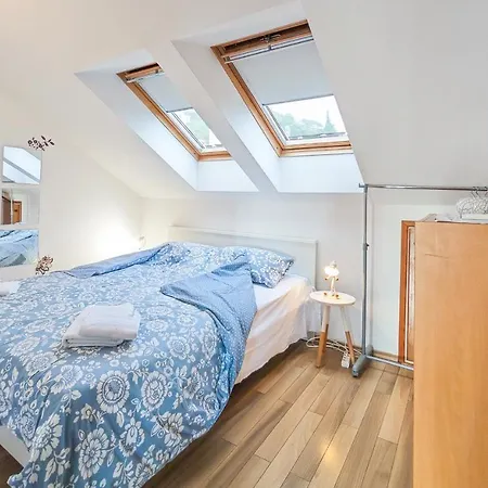 Pavicic Tudor * Hvar Town