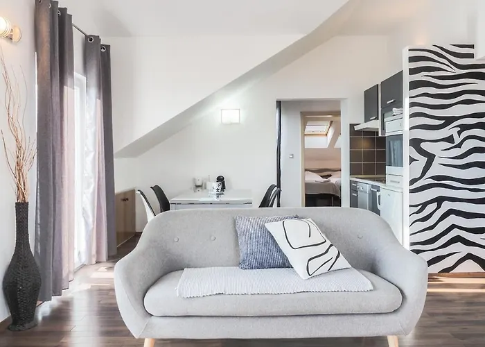 Pavicic Tudor Apartamento *